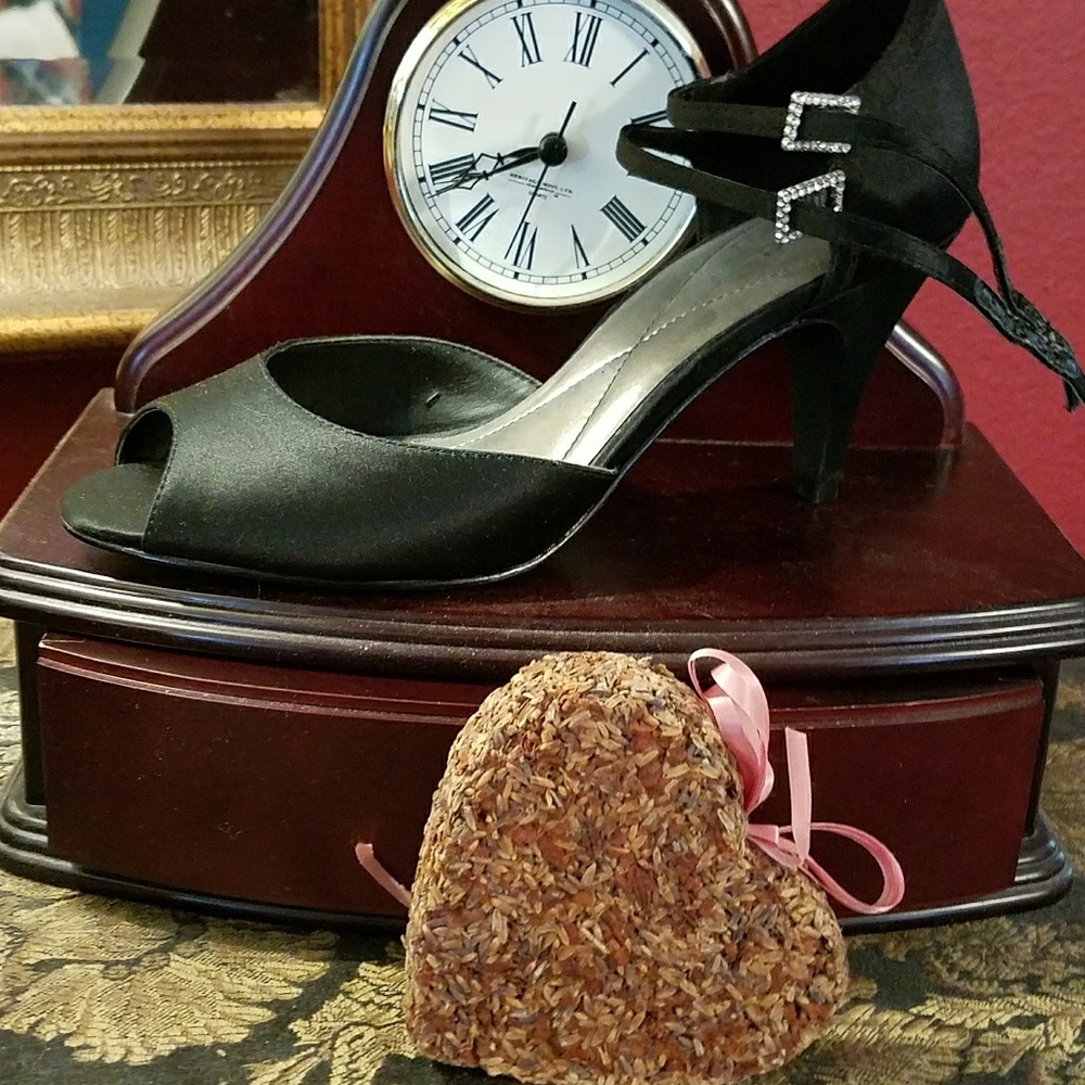 Open Toe Satin Black Shoes
